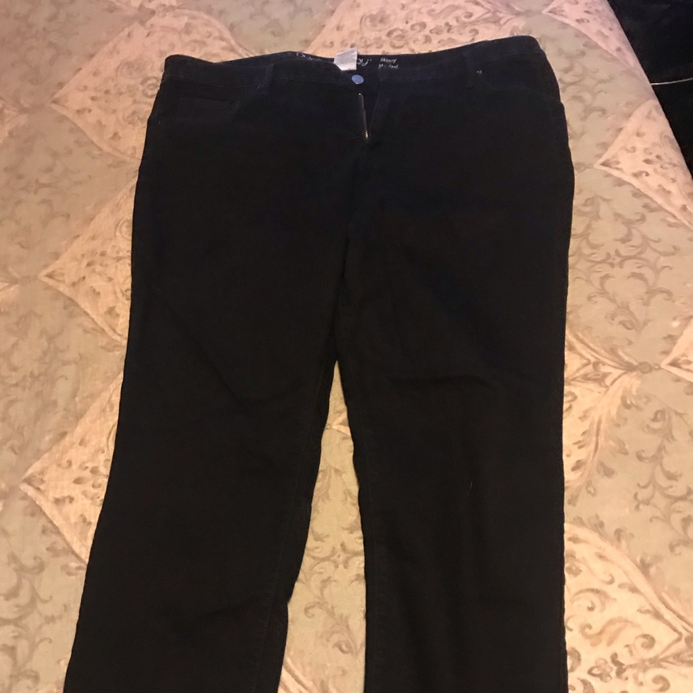 Black skinny jeans